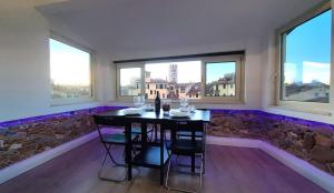 Caesars luxury apartment in Lucca Center town Roman Amphitheater