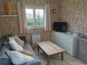 Maisons de vacances Dependance au calme dans notre jardin : photos des chambres