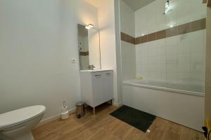 Appartements Apartment 5 minutes from the beach : photos des chambres