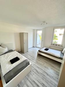 Audi - Neckarsulm - Bad - Küche - Balkon - 4 Personen