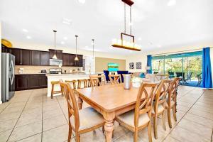 Mansão 8Q6B Luxo • Piscina Privativa Disney