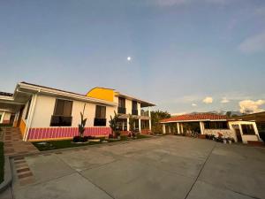 la perla finca hotel