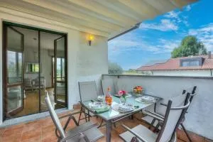 Connie's Apartment - Happy Rentals -  Monvalle 