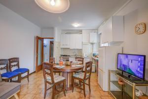 Appartamento Mary Few Minutes From Lake - Happy Rentals