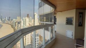 Apartamento frente Mar de Balneário Camboriú - Av Atlântica