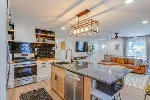 NashOasis 10 Min to DT, Gameroom, Huge Yard