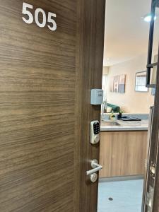 San Isidro, lindo depa , 2tv wifi, piscina, lavanderia