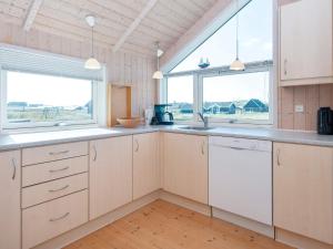 6 person holiday home in Harboøre