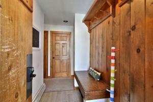 Sunrise Timberline M1- Cozy 2 BR Ski On Ski Off Condo