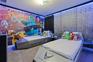9BR house with game room near Disney area