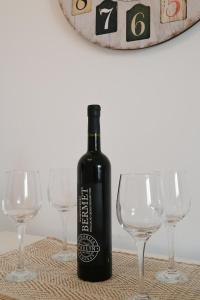 Apartments with WiFi Omis - 22684