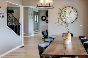 Chateau Clarence & Petite Chateau Luxurious Waterfront Retreat