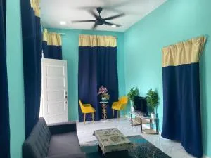 SYAZANA Homestay 705 - Kampong Wakaf Tengah