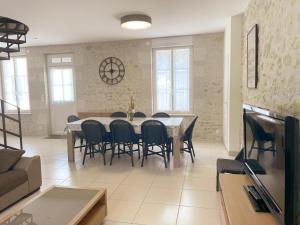 Gîte en Val de Loire: confort, jardin, parking et WiFi inclus - FR-1-491-452