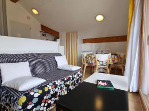 Appartements Appartement 4 pers a 250m des pistes avec Parking et Balcon - FR-1-525-290 : photos des chambres