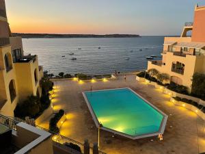 Seaview Family Apartment, Pool, Easy Access to the Sea, Near Mellieħa Bay