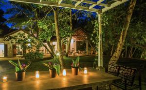 MO River House Luxury Villa