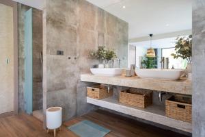 Villa Kalliste Phuket - Lush Garden Escape