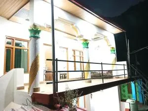 BRS Homestay - Maneri