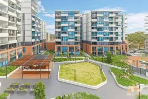 Brand new Kingbed apartment free Netflix & parking - Chullora