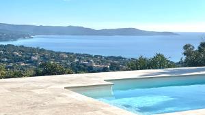 Villa Cacharelle Vue Mer Piscine