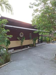 บ้านริมชล บ้านสวนสราญชล