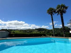Maison Pays Basque 12 pers piscine
