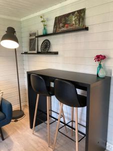 Cozy guesthouse in quiet area of central Leknes