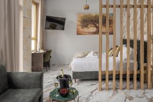 Royal Gold City Suites by Omilos Hotels