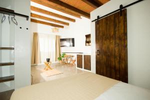 El Charco Lofts - By AZ Rentals