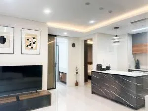 Goodfellow seocho gangnam Seoul arts center - Soch'o-ri