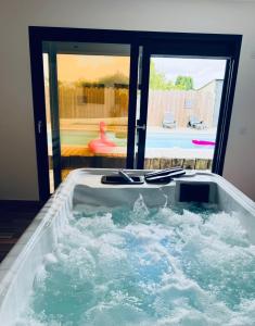 Maisons de vacances le chant de la riviere : photos des chambres