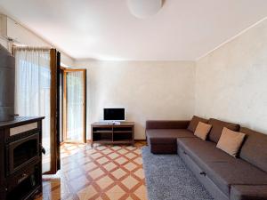 Ampio Trilocale sulle Piste della Magnolta, Deposito sci Gratuito