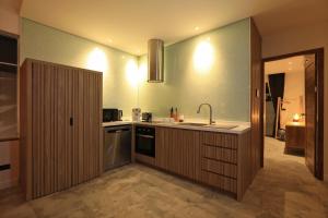 New 4 bedroom pool villa in Rawai by Capital Pro