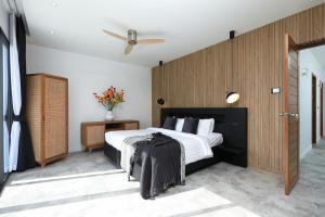 New 4 bedroom pool villa in Rawai by Capital Pro