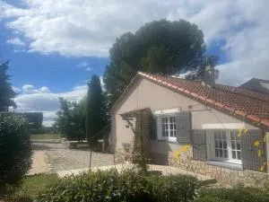 Maison en pleine campagne avec piscine - 蒙布舍叙尔雅布龙