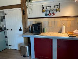 Oude gerestaureerde boerderij met bedstee