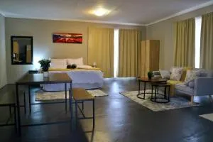 Refreshing Mountain FarmStay w Boma,Pool,Hikes,Obstacle Course - Vlakfontein