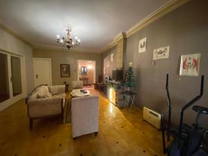 Vintage room in Elite home