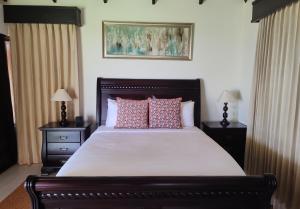 Marenaz Oceanfront Resort