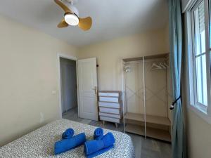 HOLIDAYS & HOME II, 3 habitaciones, piscinas ,150 metros playa