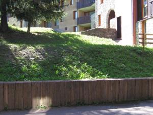 Studio divisible pour 4 personnes, centre station, casier à skis - FR-1-353-25