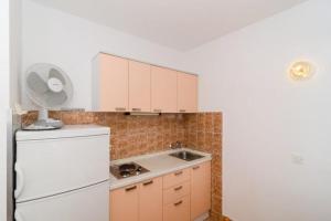 Apartments Bezek - Studio Apartment with Sea View 2 A