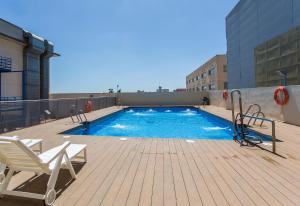 Áticos Lux Sevilla Piscina Parking