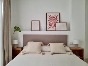 Bonito apartamento de 2 habitaciones cerca de la Estación Joaquín Sorolla - Valencia