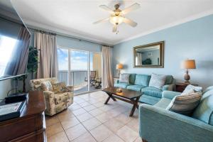 Crystal Shores West 1107