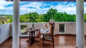 托图博拉别墅 - 米瑞萨 - Kotawila