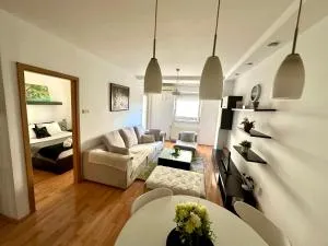 Apartman Azra - Usje
