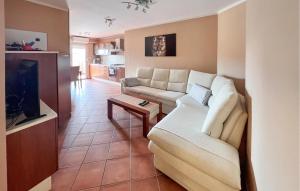 Awesome Apartment In Medulin With Wifi