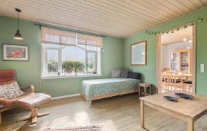 Cozy Apartment In Outrup With Wifi